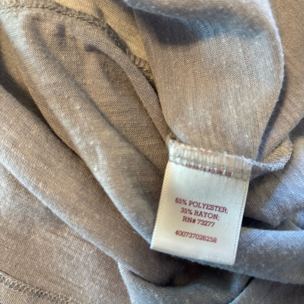 shirt size small - Picture 4 of 5
